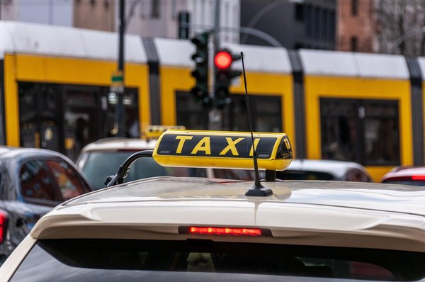Déplacement professionnel en taxi à bourgoin : praticité assurée